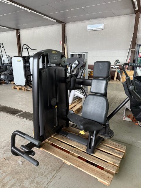 Technogym pectoral