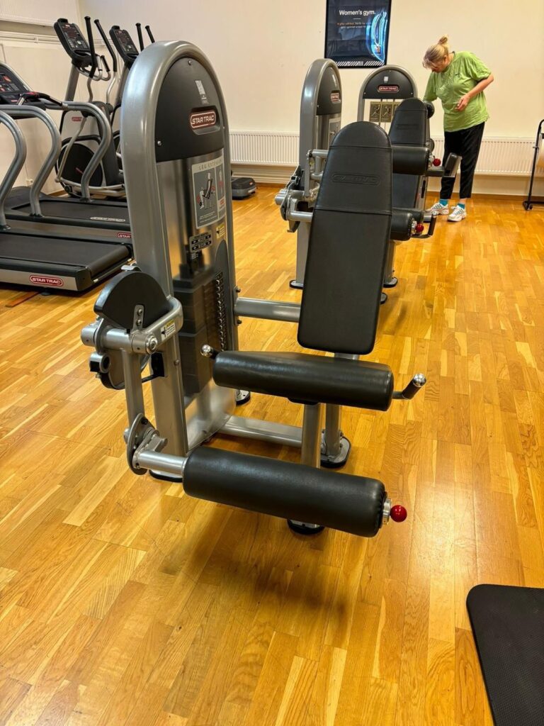 Star trac leg extension